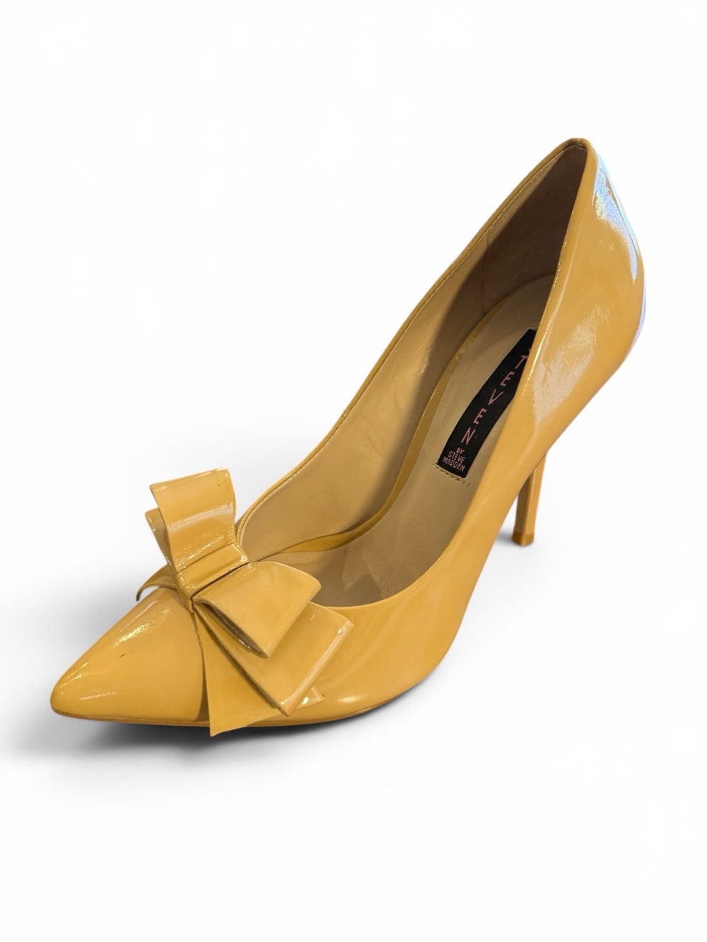 Steve Madden Nude Patent Bow Pointed-Toe Pump